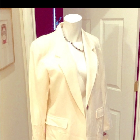 Liz Claiborne Jackets & Blazers - NWT LizSport 100% Wool oversized jacket blazer cream 4 vintage OPEN To OFFERS